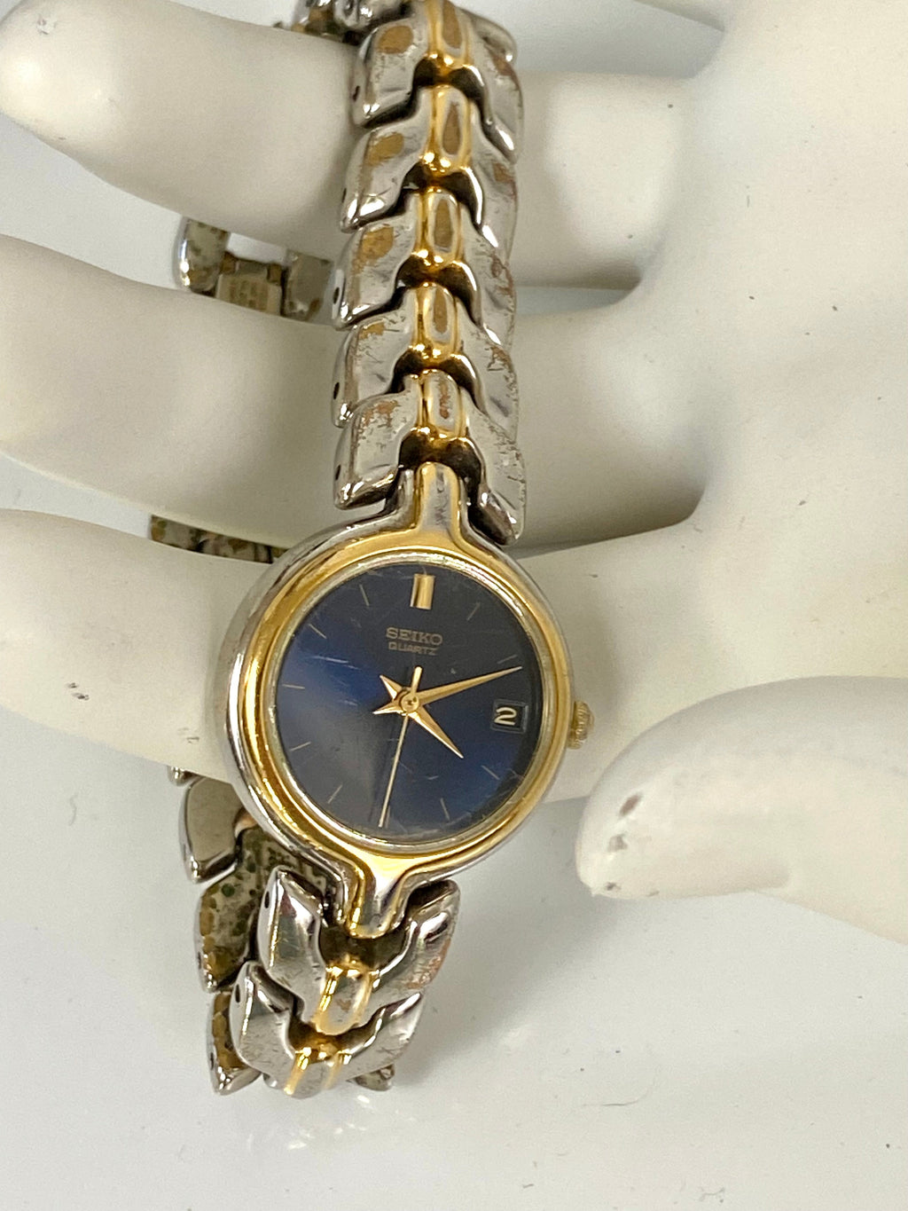 Gold and Silver Watch ⏱️