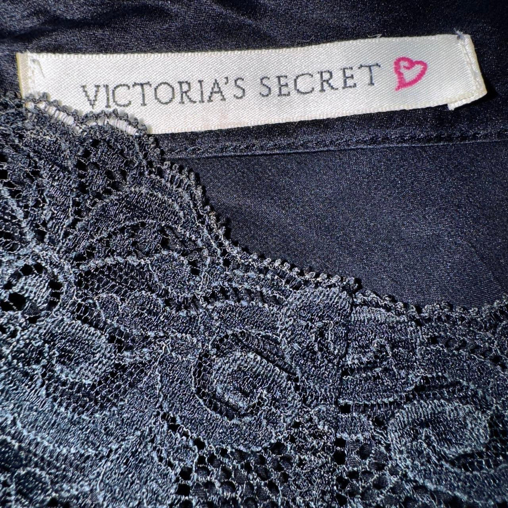 90s Victoria's Secret Silk Slip (M)