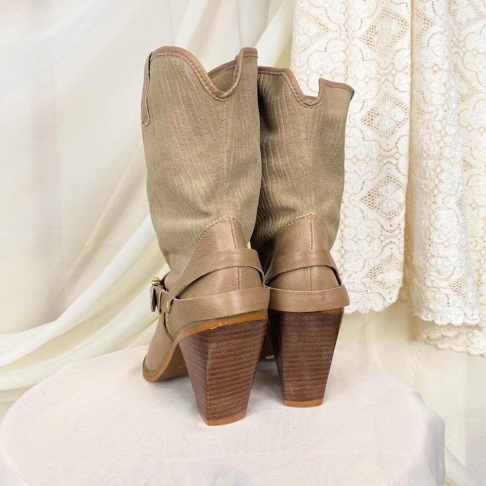 Vintage Beige Leather Cowboy Boots (6)