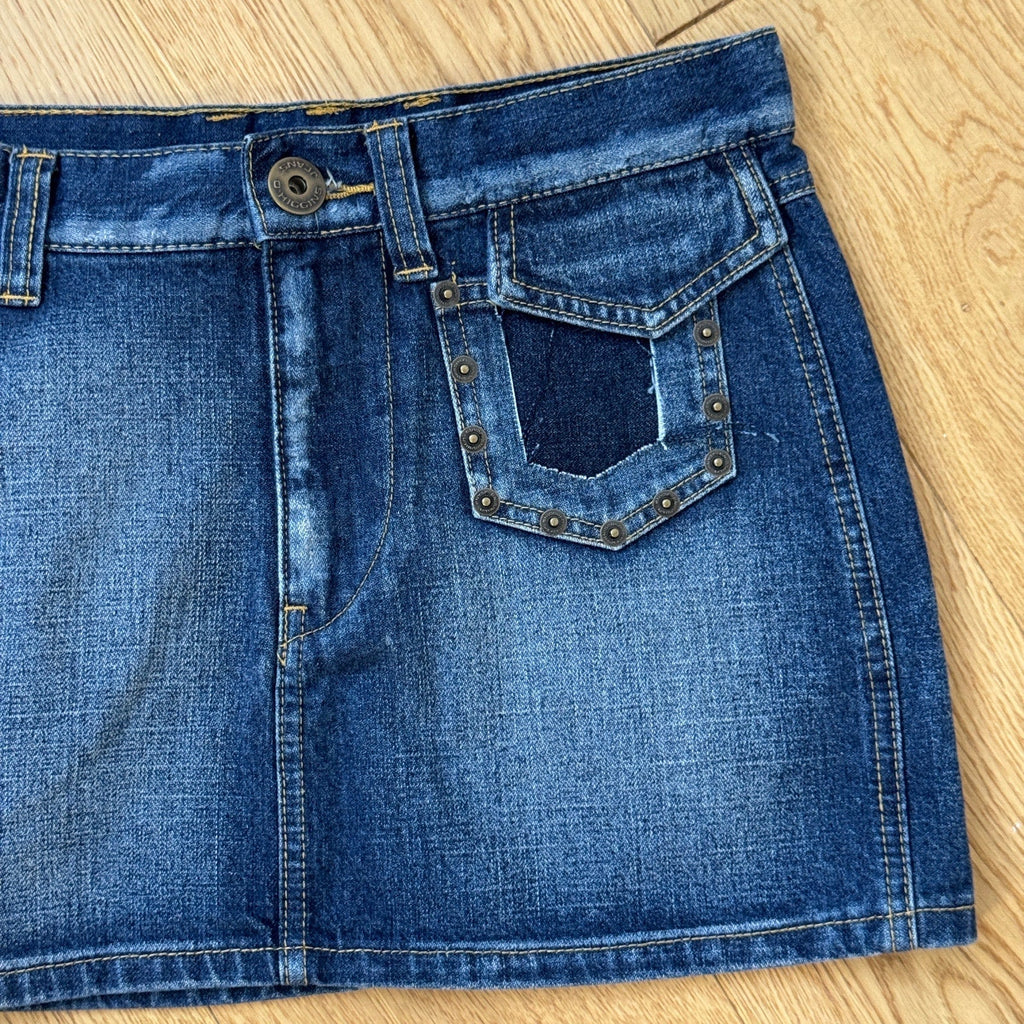 Vintage Patch-Pocket Denim Mini Skirt (XS)