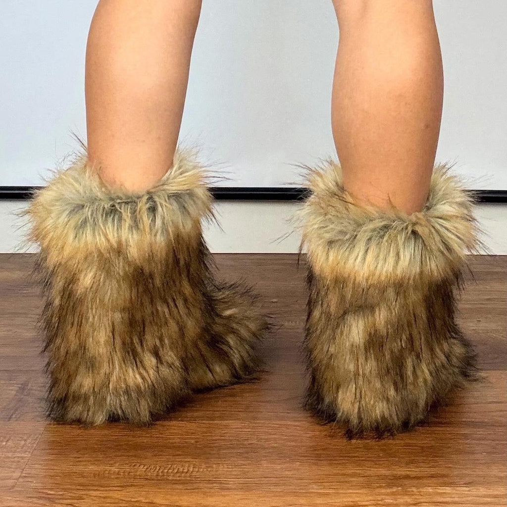 Y2K Brown Faux Fur Yeti Boots (7.5)