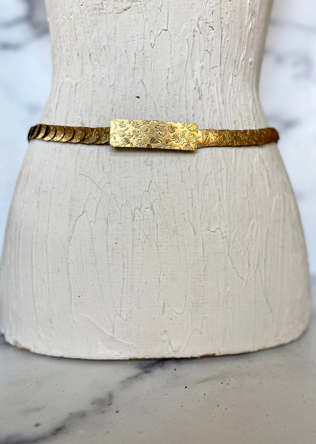 Vintage elastic gold belt