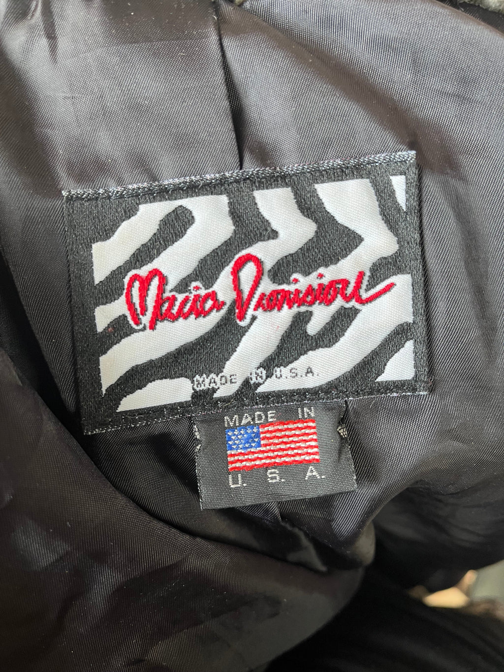 Siberia Fran Fine Clasp Jacket (M/L)