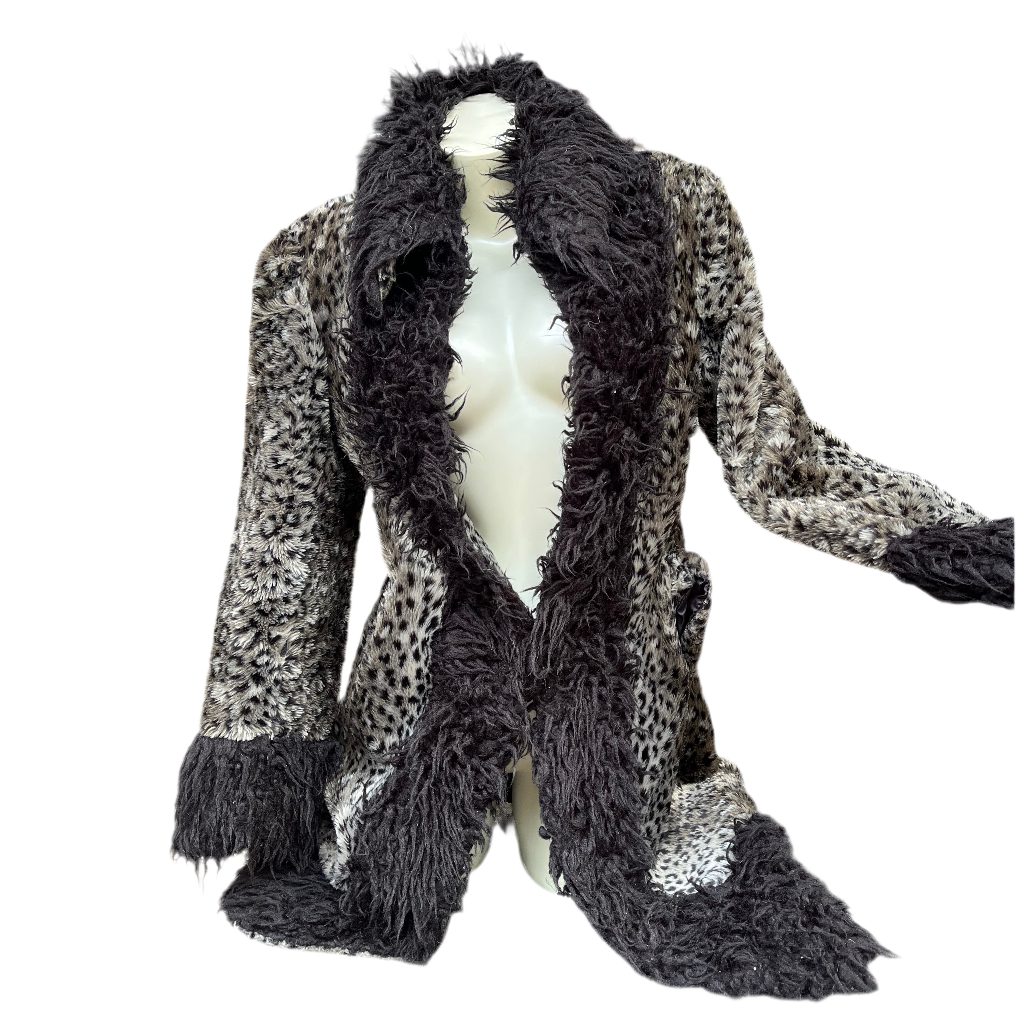 Siberia Fran Fine Clasp Jacket (M/L)