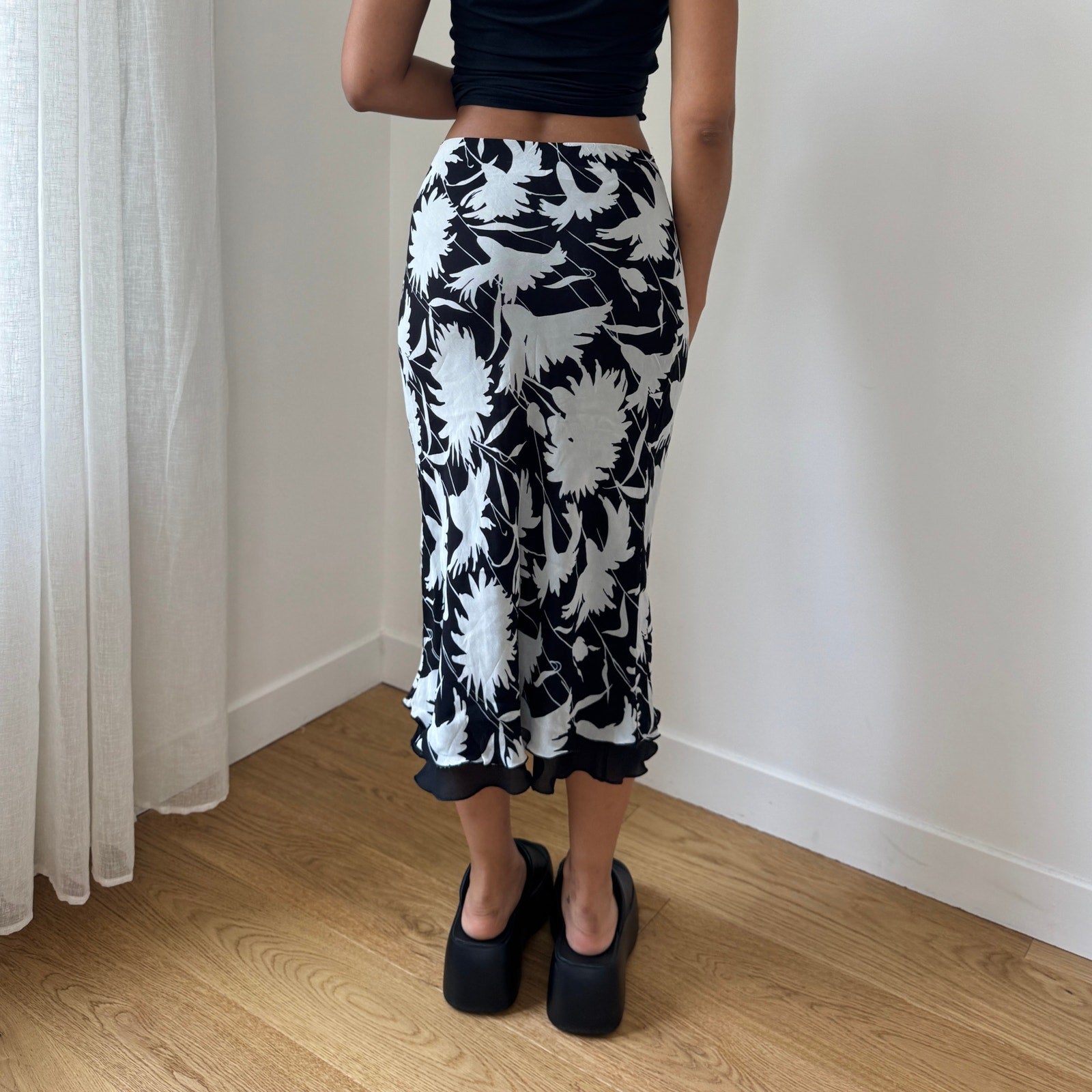 Vintage Italian Mesh Midi Skirt (XS/S)