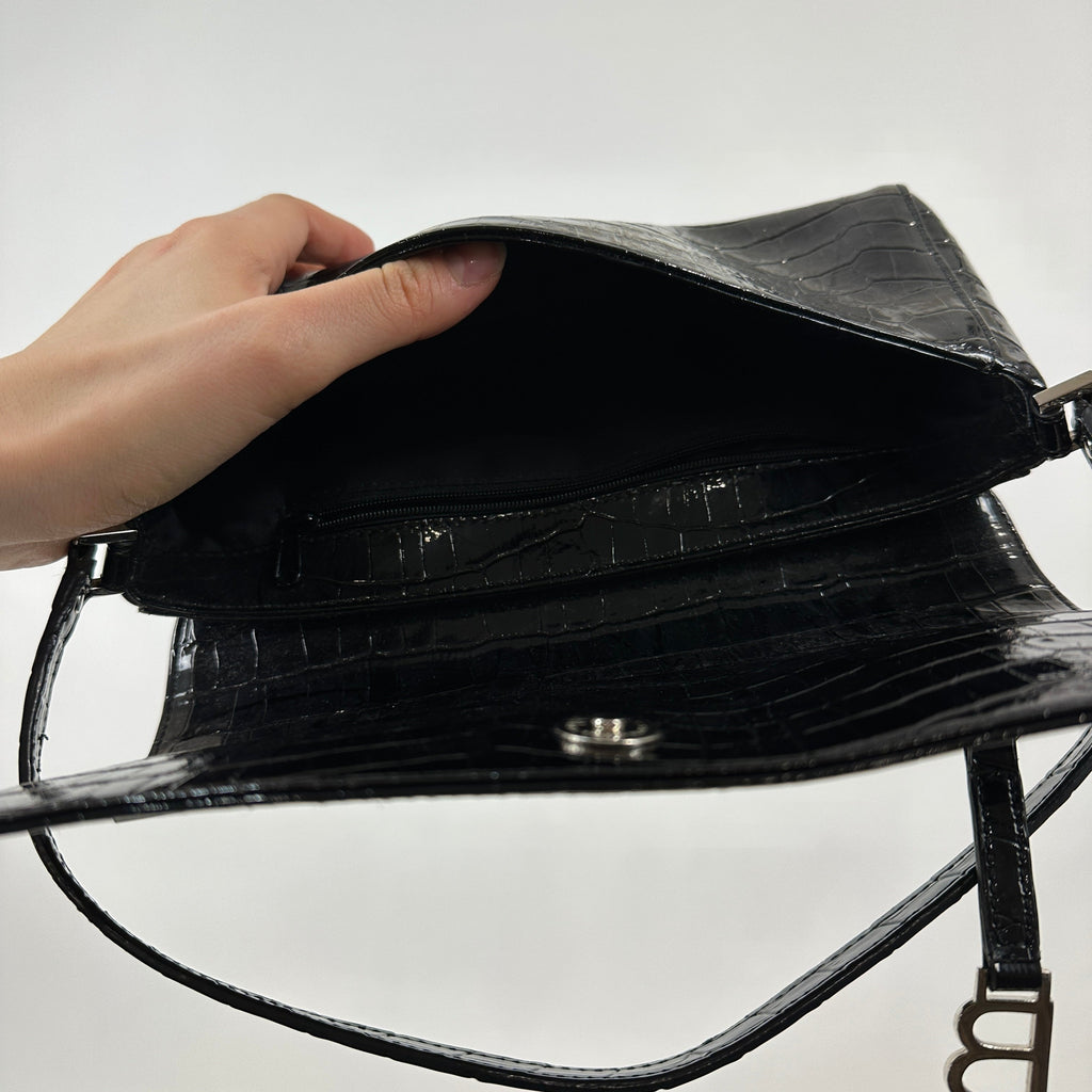 2000s Black Faux Leather Purse