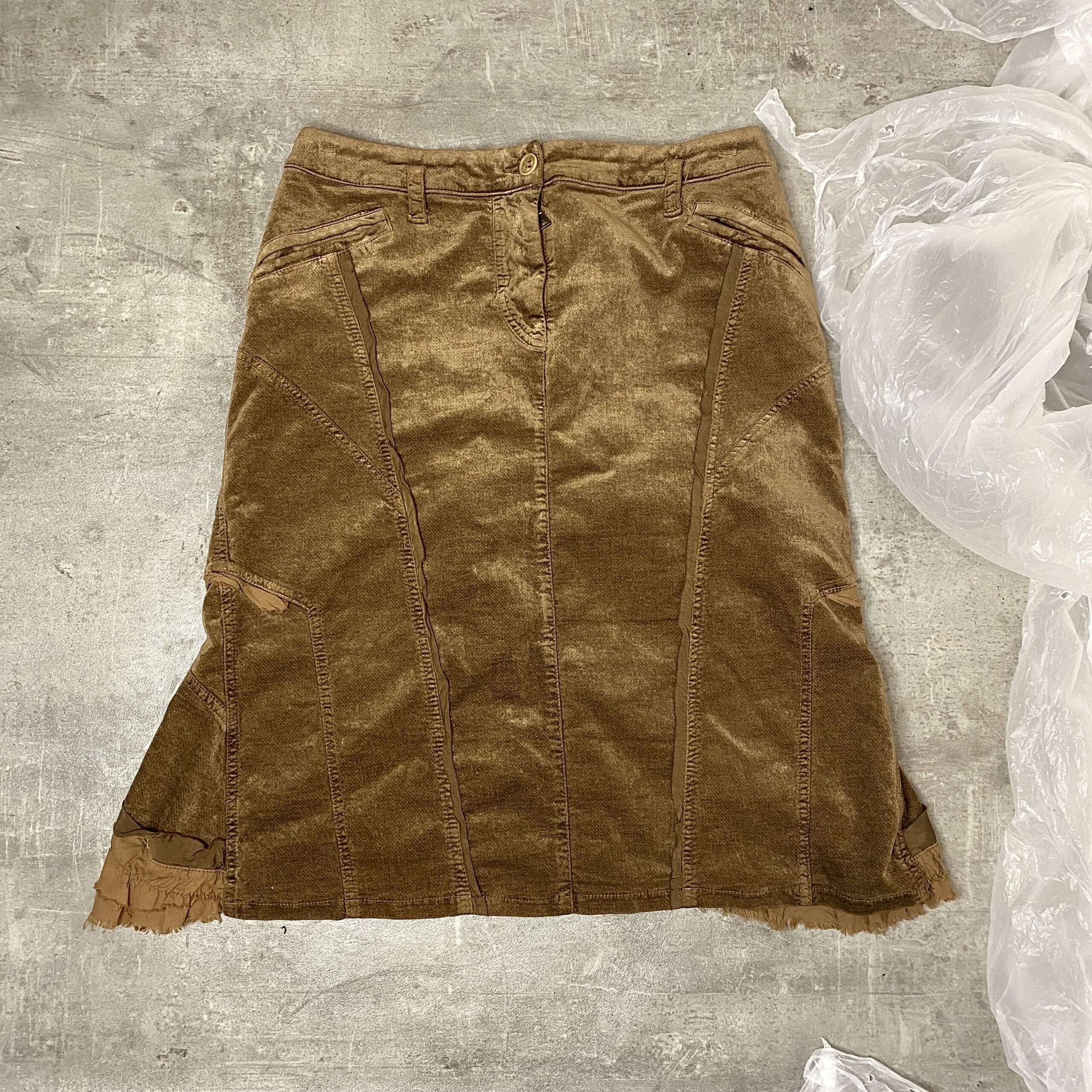 Vintage Parisian Style Back Midi Skirt (M)