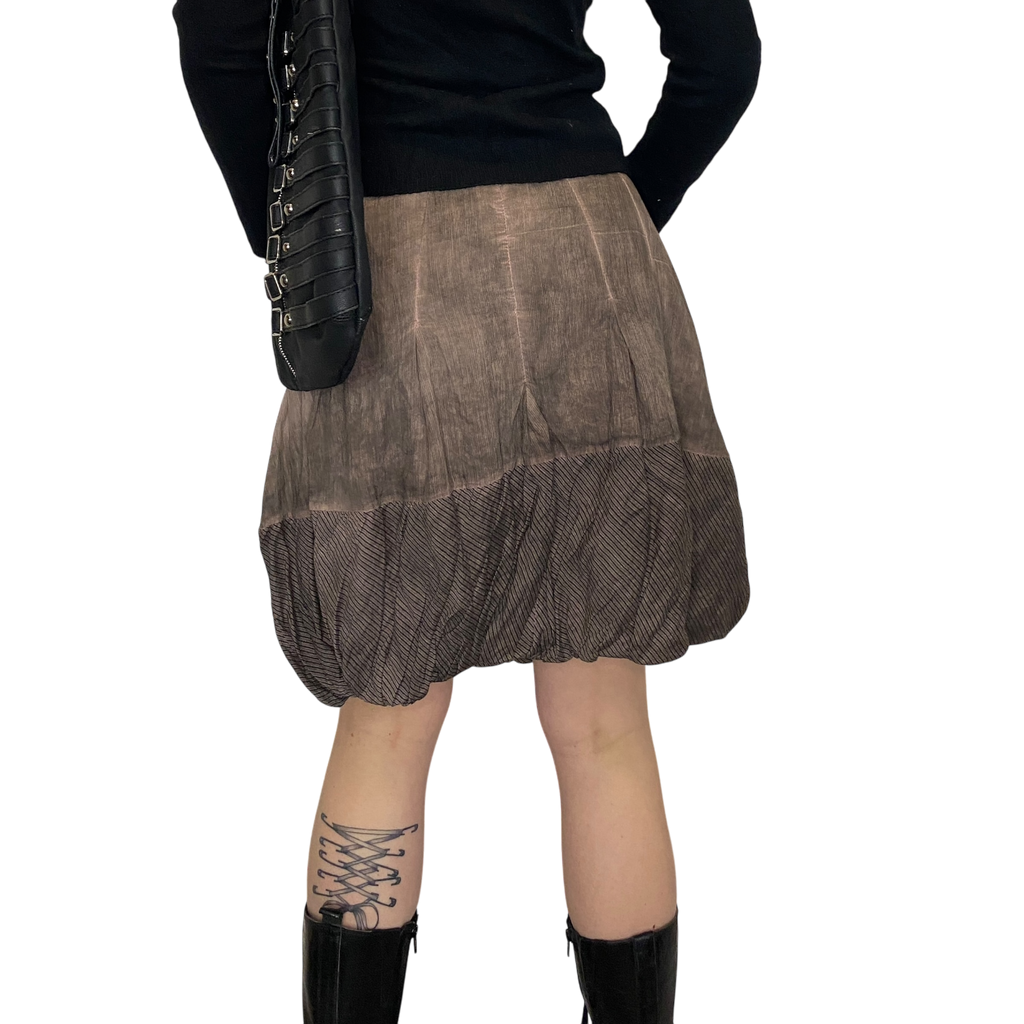 Vintage Grunge Bubble Midi Skirt (M/L)