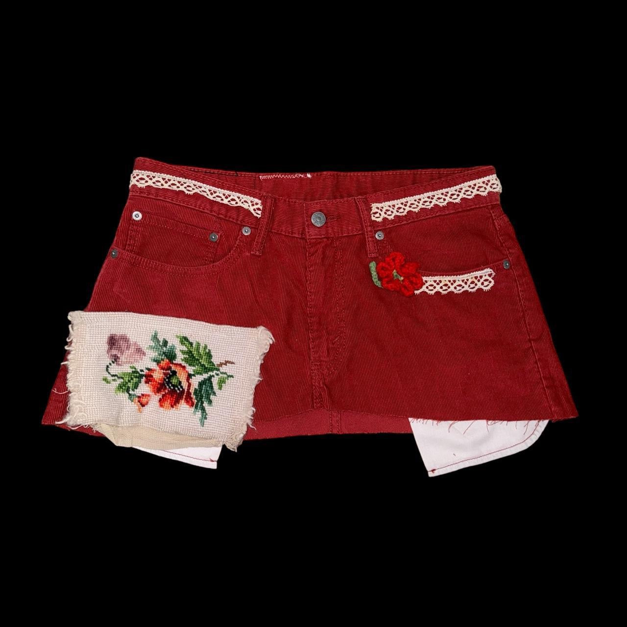 Strawberry Fields Skirt (M)