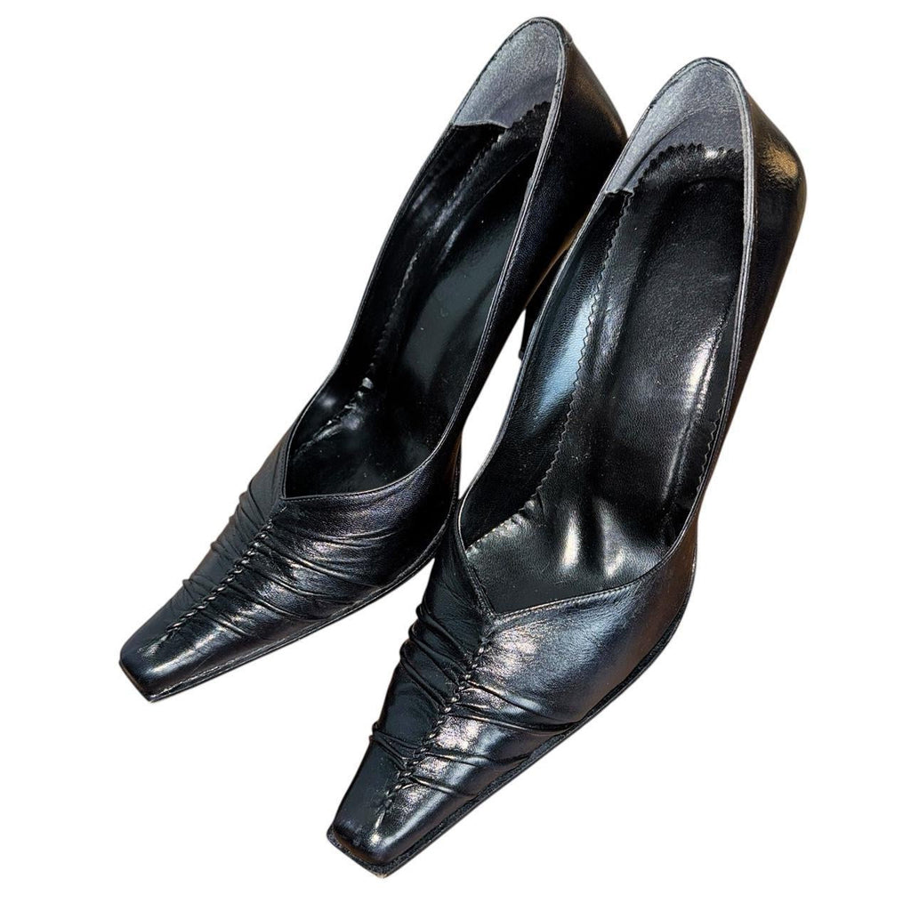 90s Bebe Ruched Leather Pumps (8)