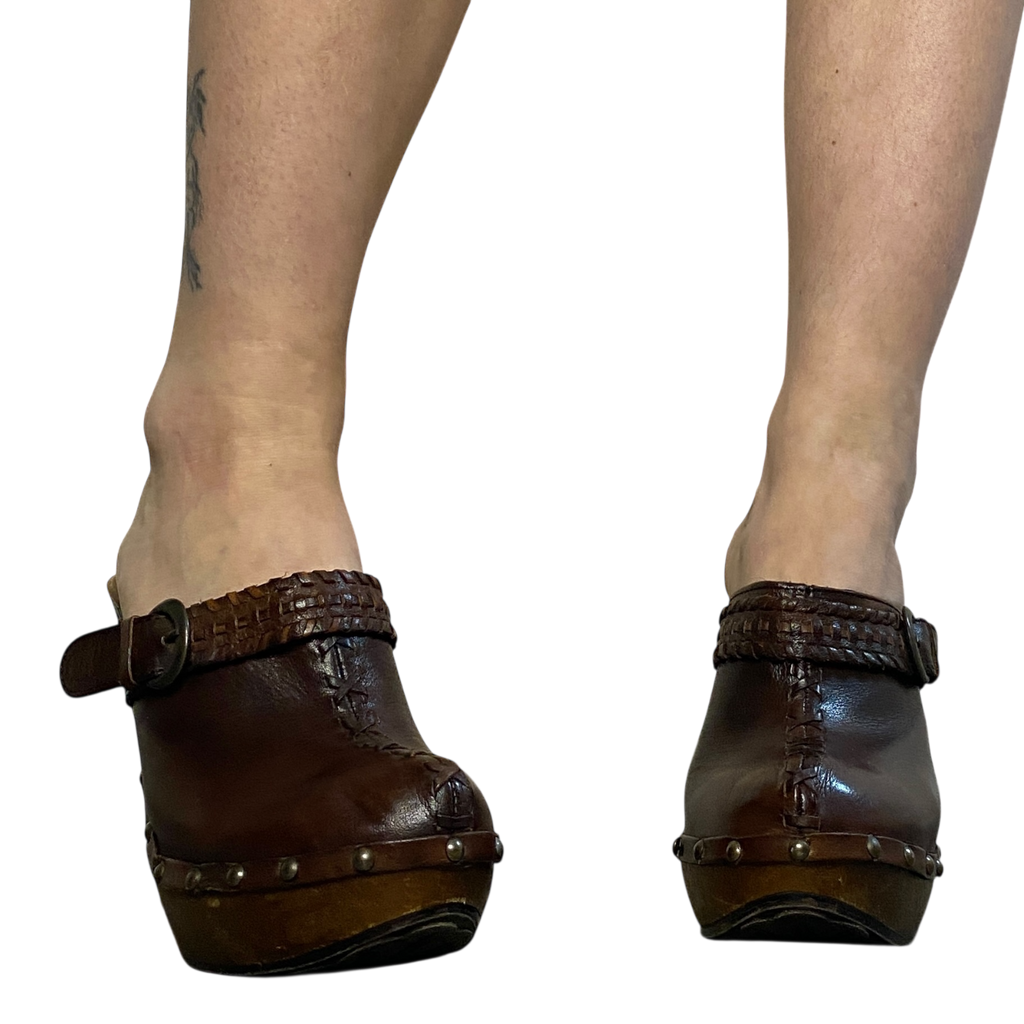 Vintage Leather Buckle Clogs (UK5 EU 38 US 7)