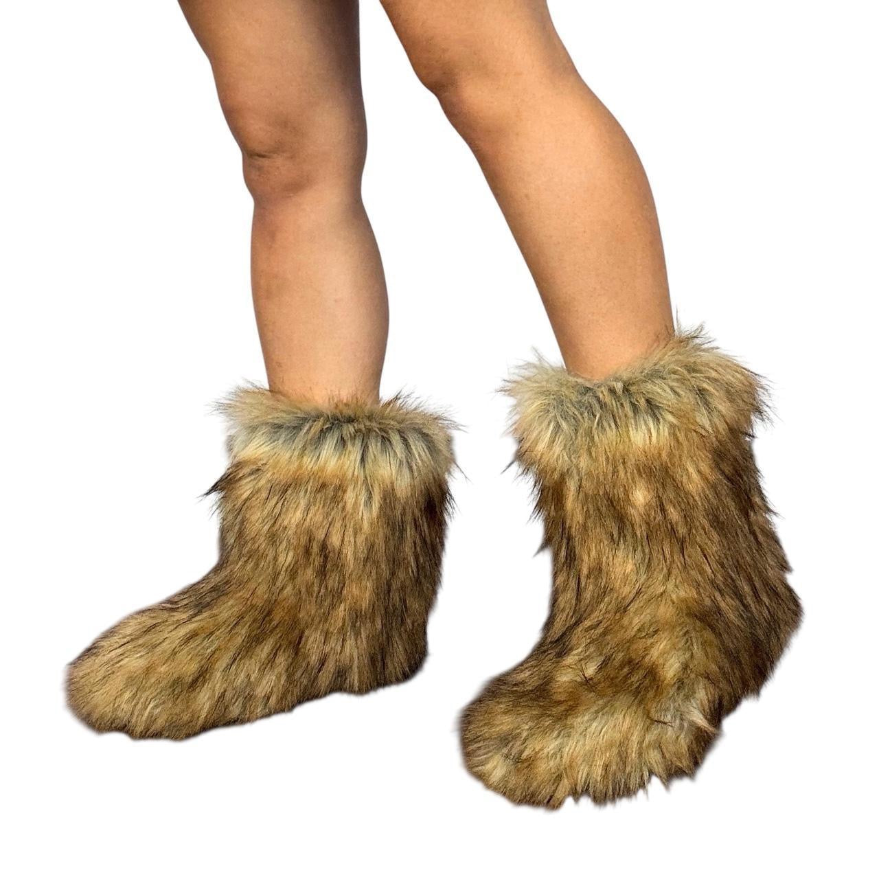 Y2K Brown Faux Fur Yeti Boots (7.5)