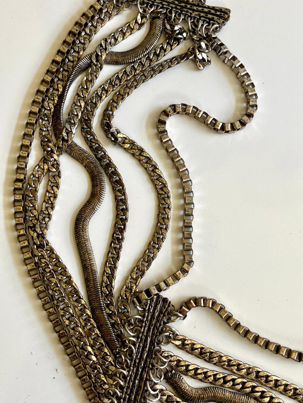 Layers chains belt