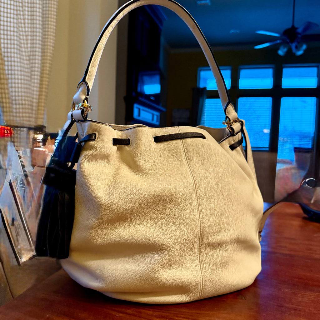 Anisa Convertible BucketCrossbody  | Cole HAAN