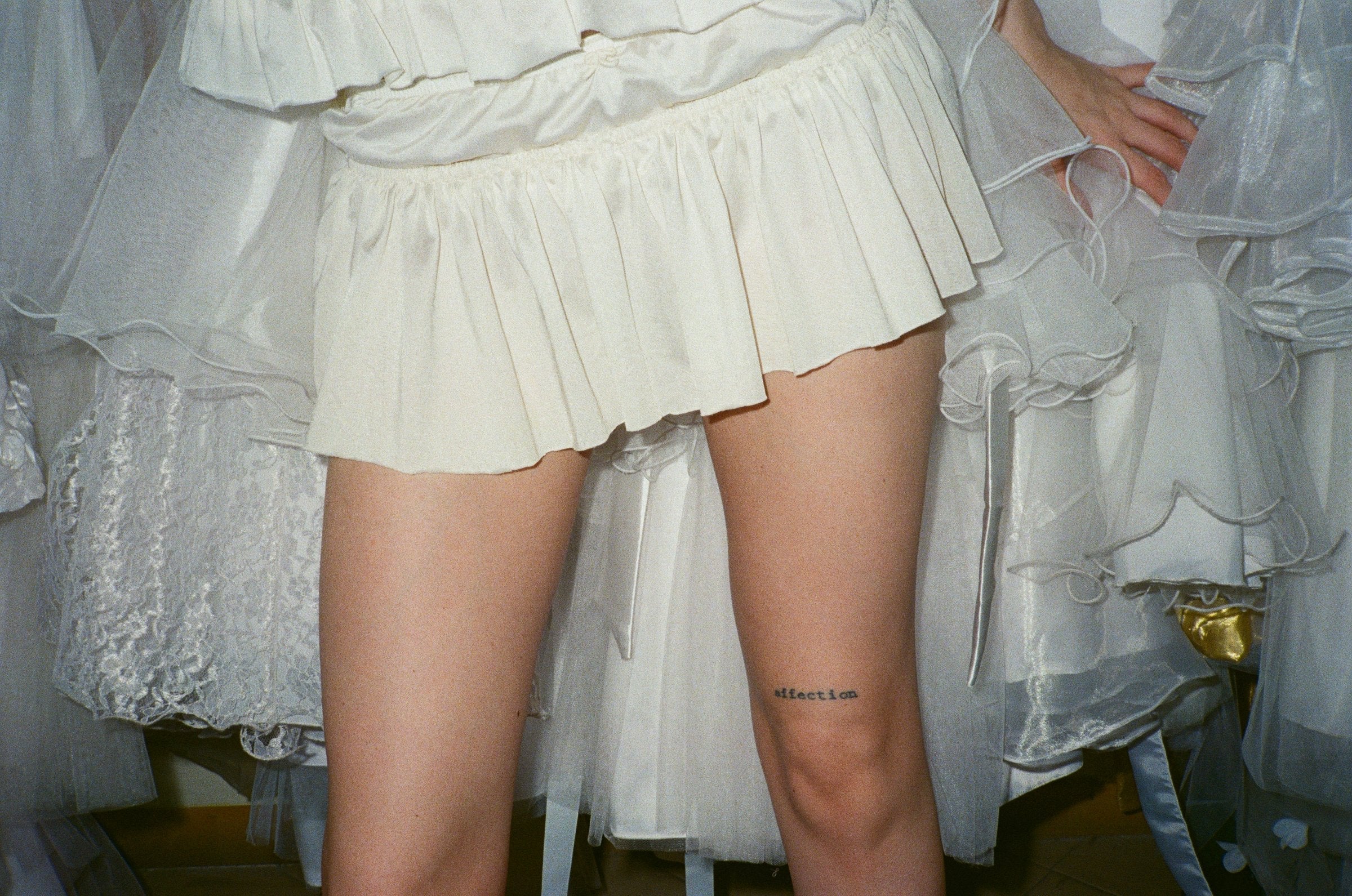 Vanilla Ribbon Micro Skirt (XS-L)