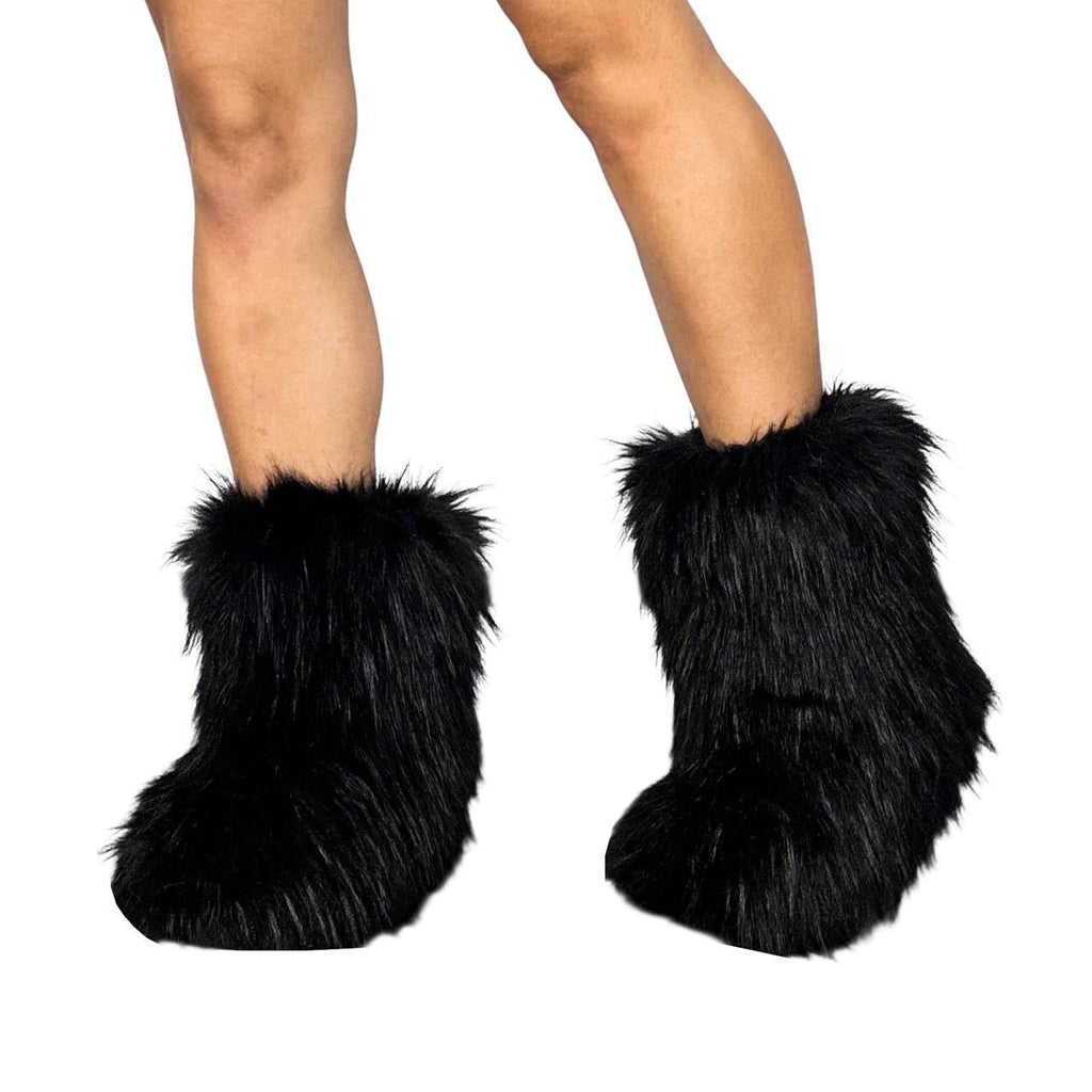 Y2K Black Faux Fur Yeti Boots (7.5)