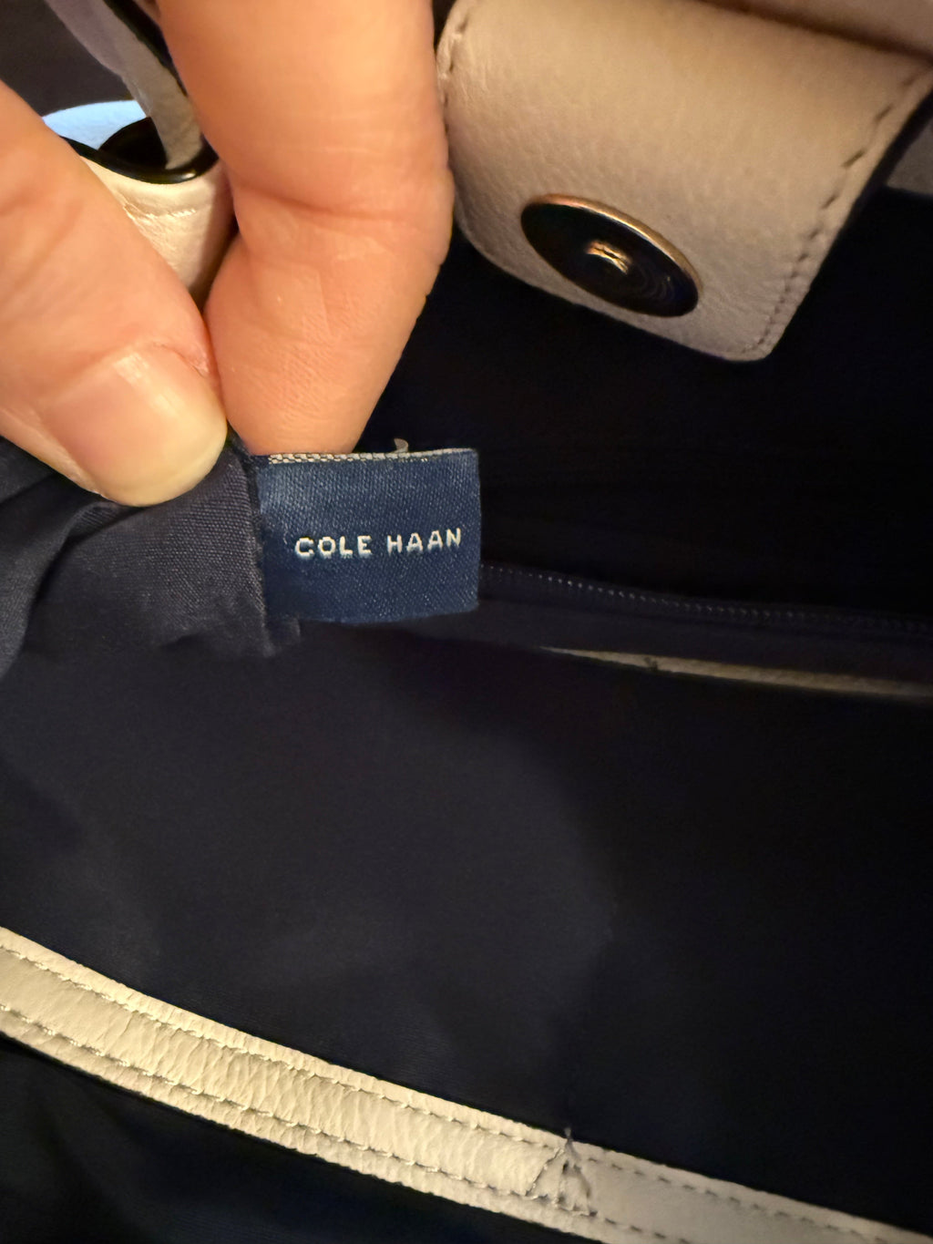 Anisa Convertible BucketCrossbody  | Cole HAAN