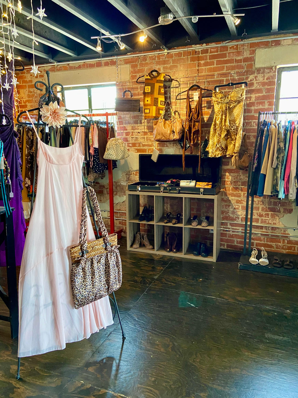 Cappelli Leopard Print StraworldShoulder Bag