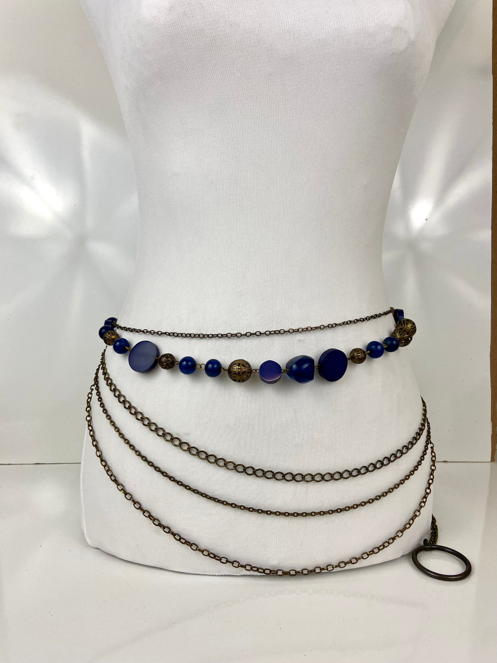 Layers and beads belt