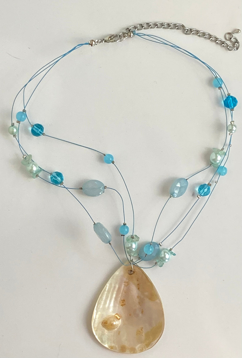 Shell & beads choker