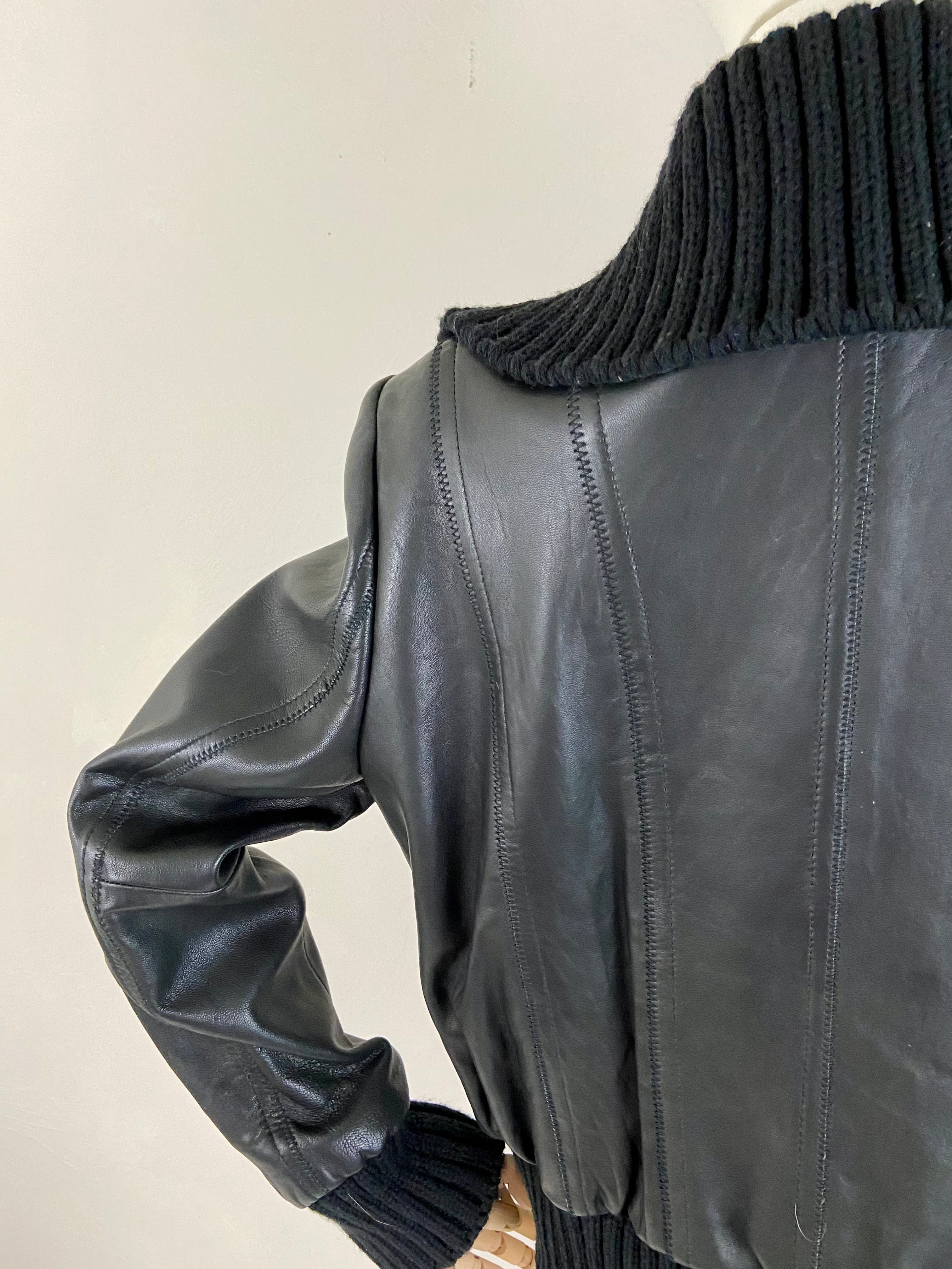 Fitted New York Leather Jacket (L)