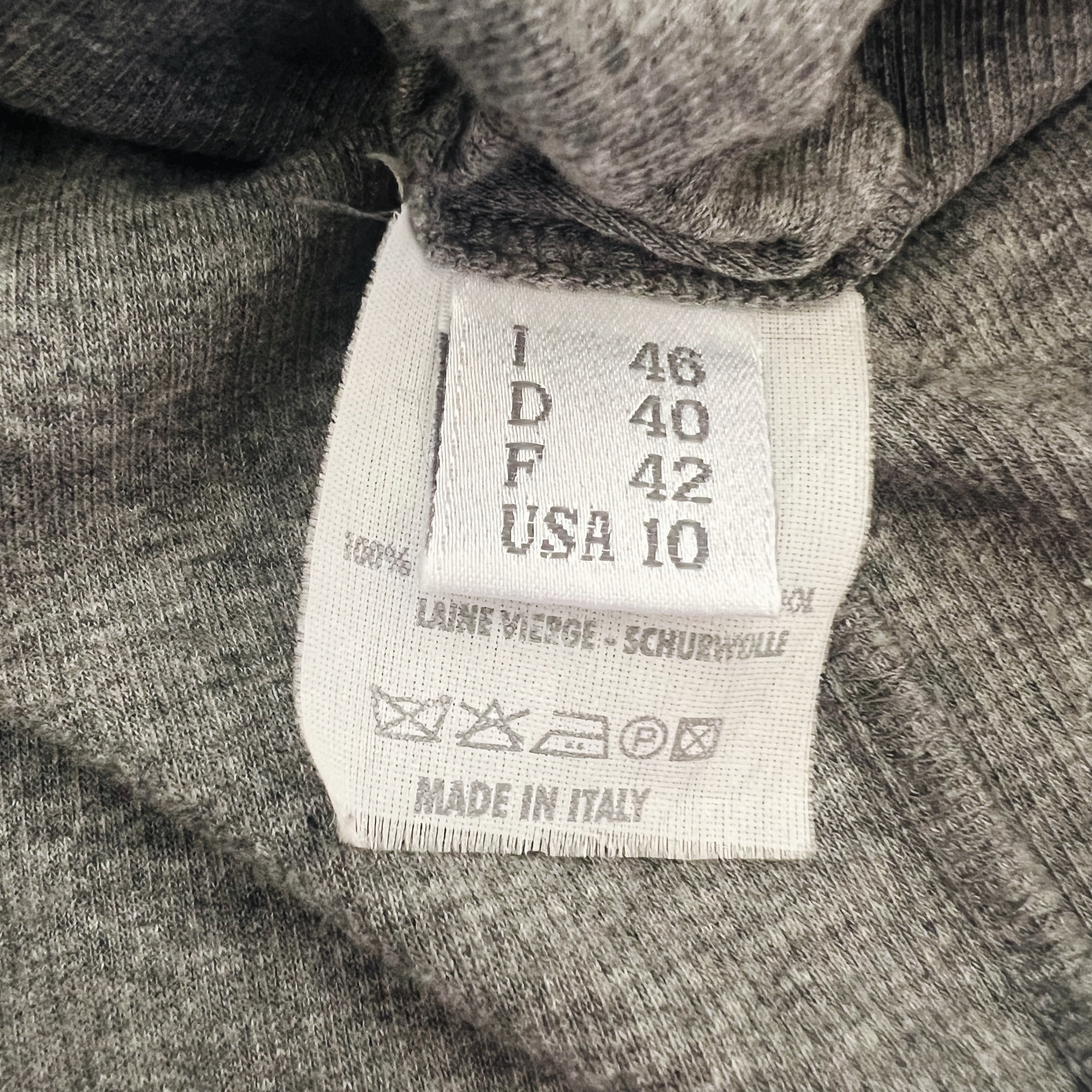 Brunello Cucinelli Gray Top (M)