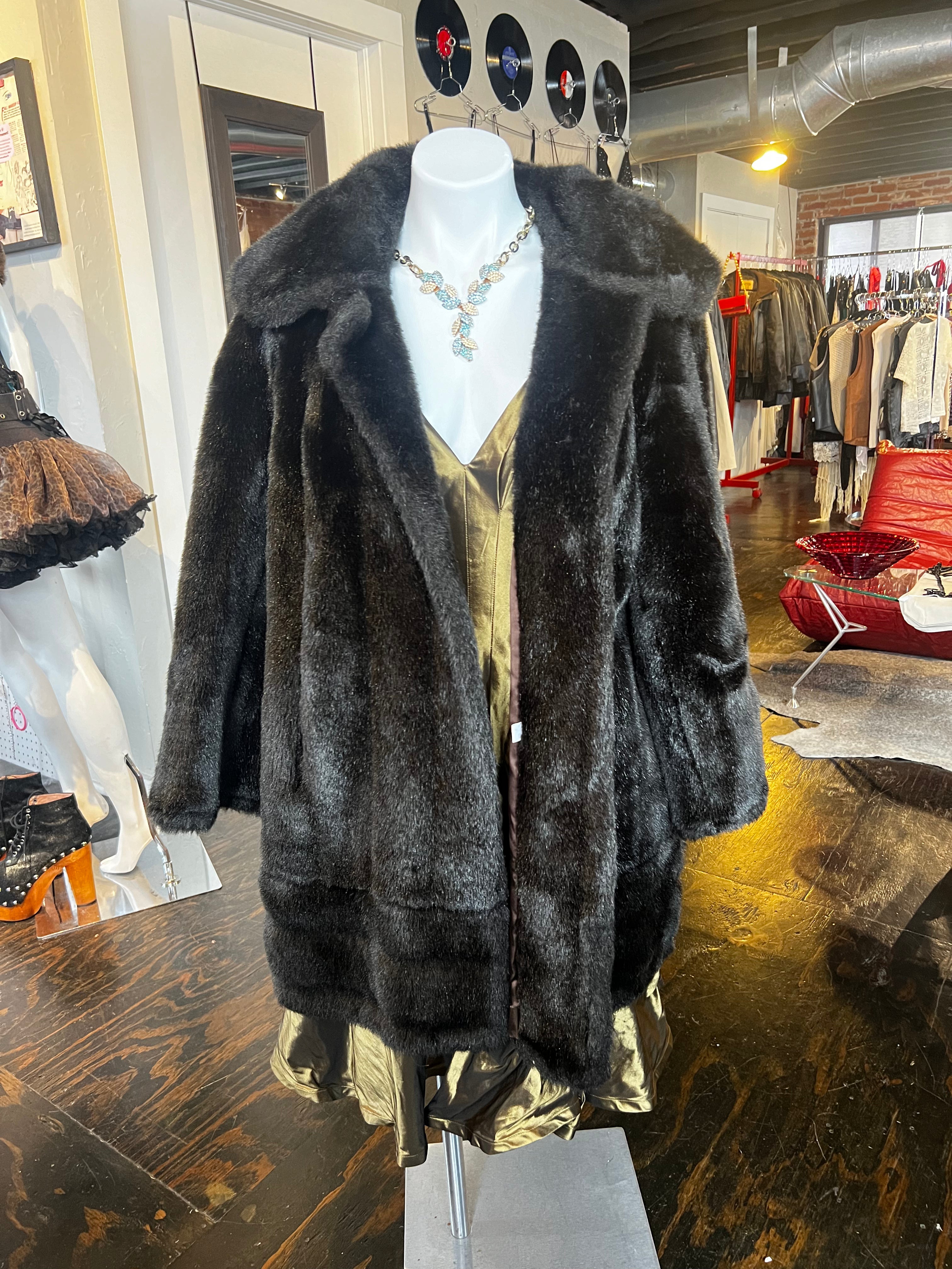 Brown Faux Fur Overcoat (M/L)