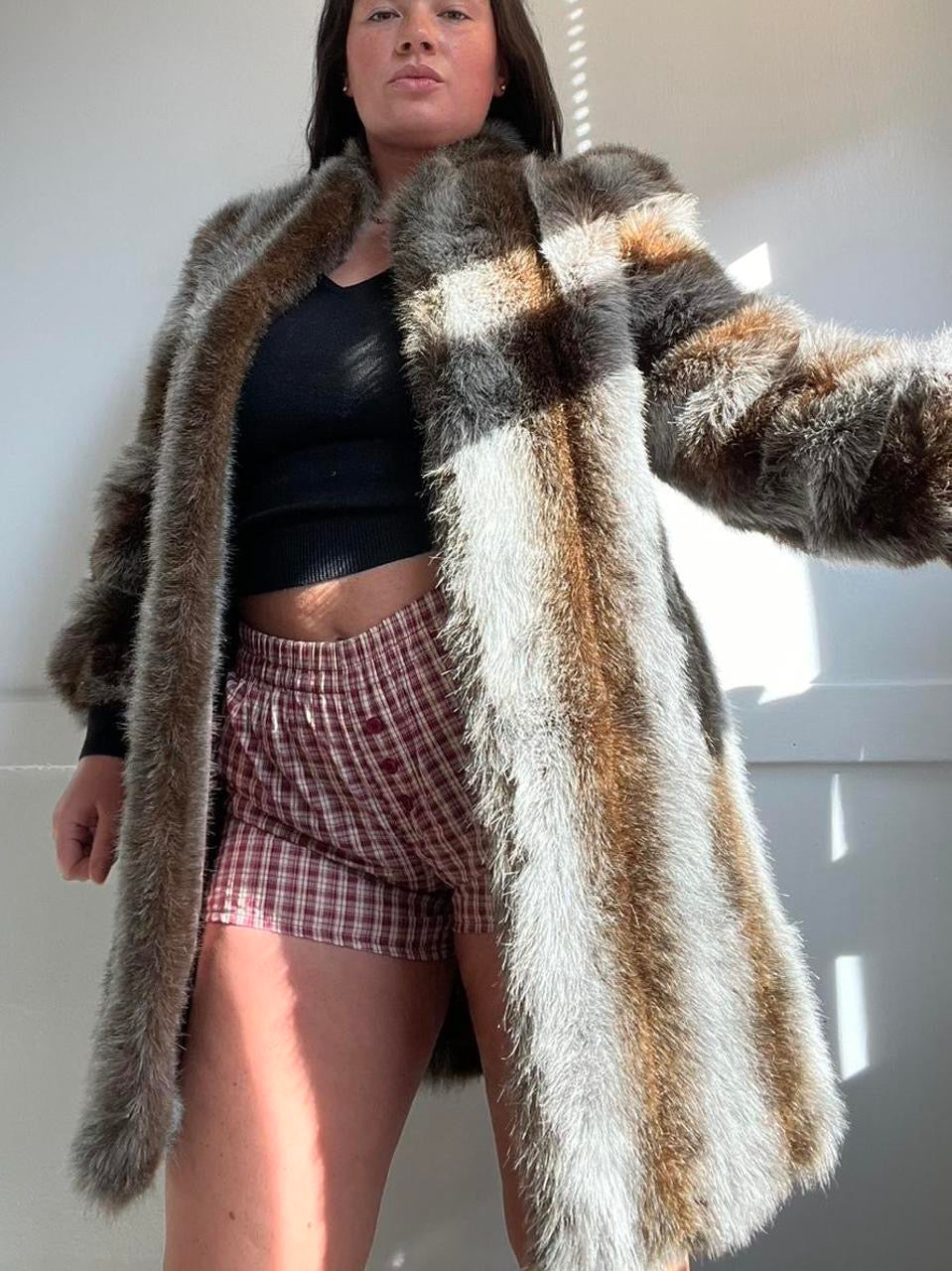 90s Faux Fur Jordache Coat (M)