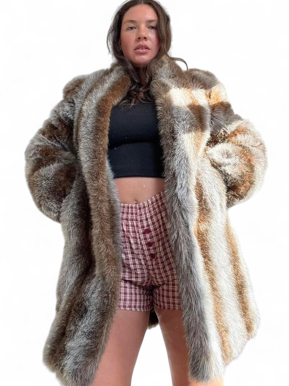 90s Faux Fur Jordache Coat (M)