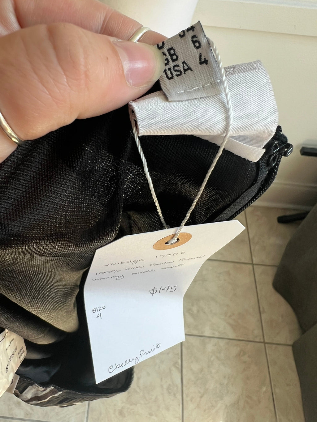 Vintage 90s/Y2K Italian Designer 100% Silk Whimsy Skirt (S/M)