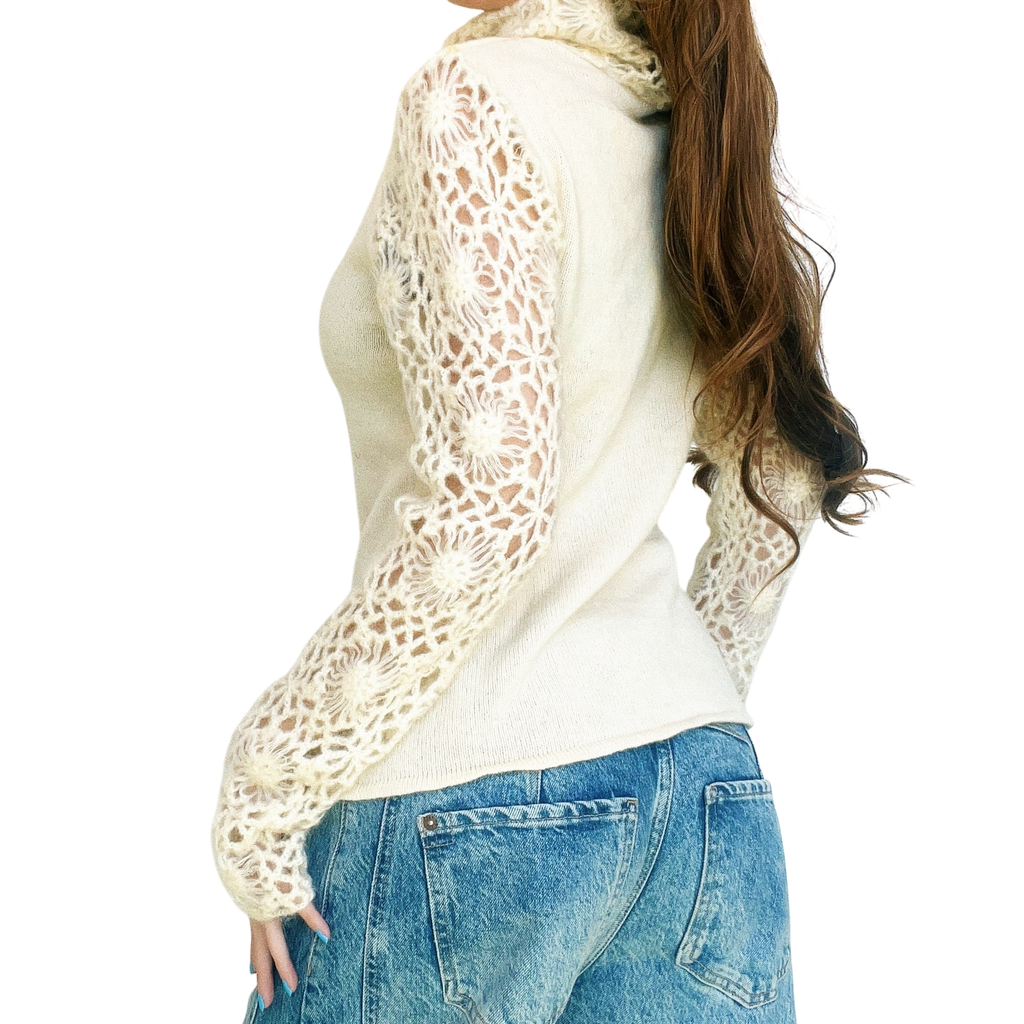 Creamy Intricate Crochet Sweater (S)
