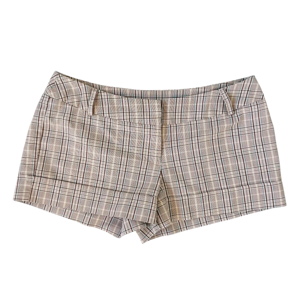 Vintage Beige Plaid Shorts (S)