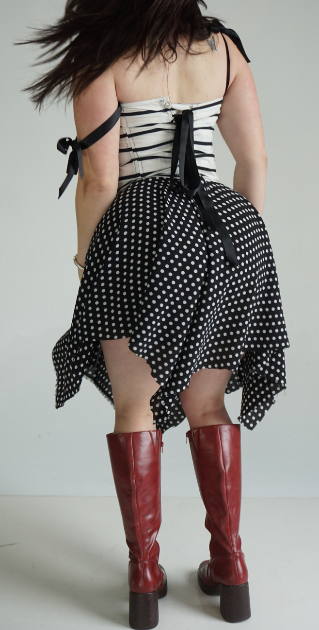 "charlottes web" dress (xs-5x)