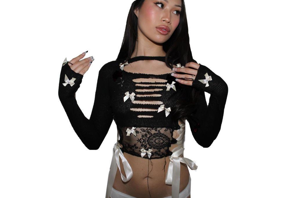 black à­?.˚â‚?milk  sweater