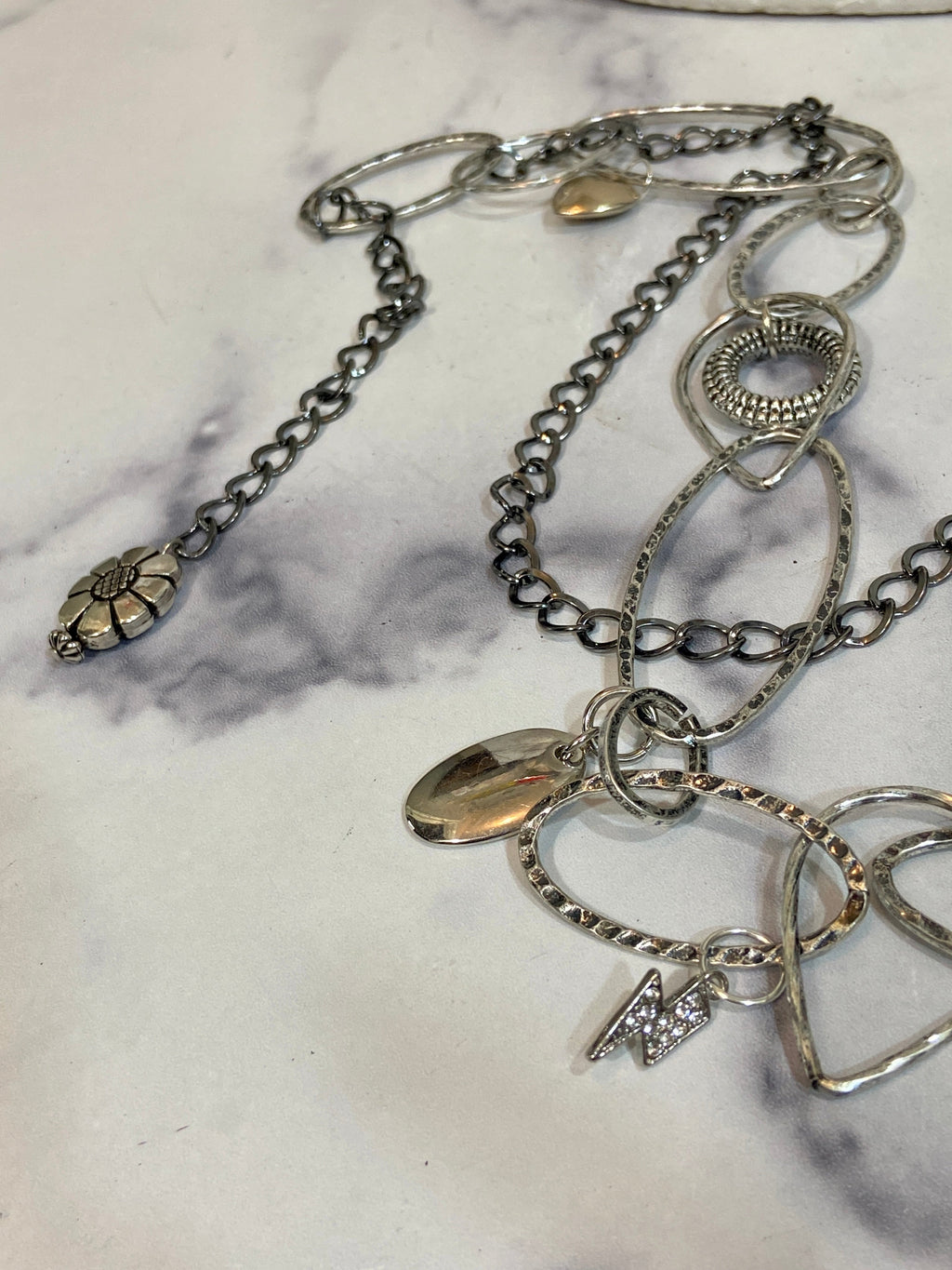 Layers metal chain belt