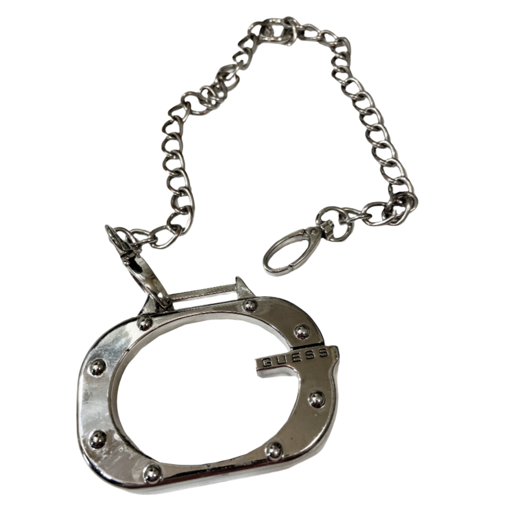 Guess Custom Chain