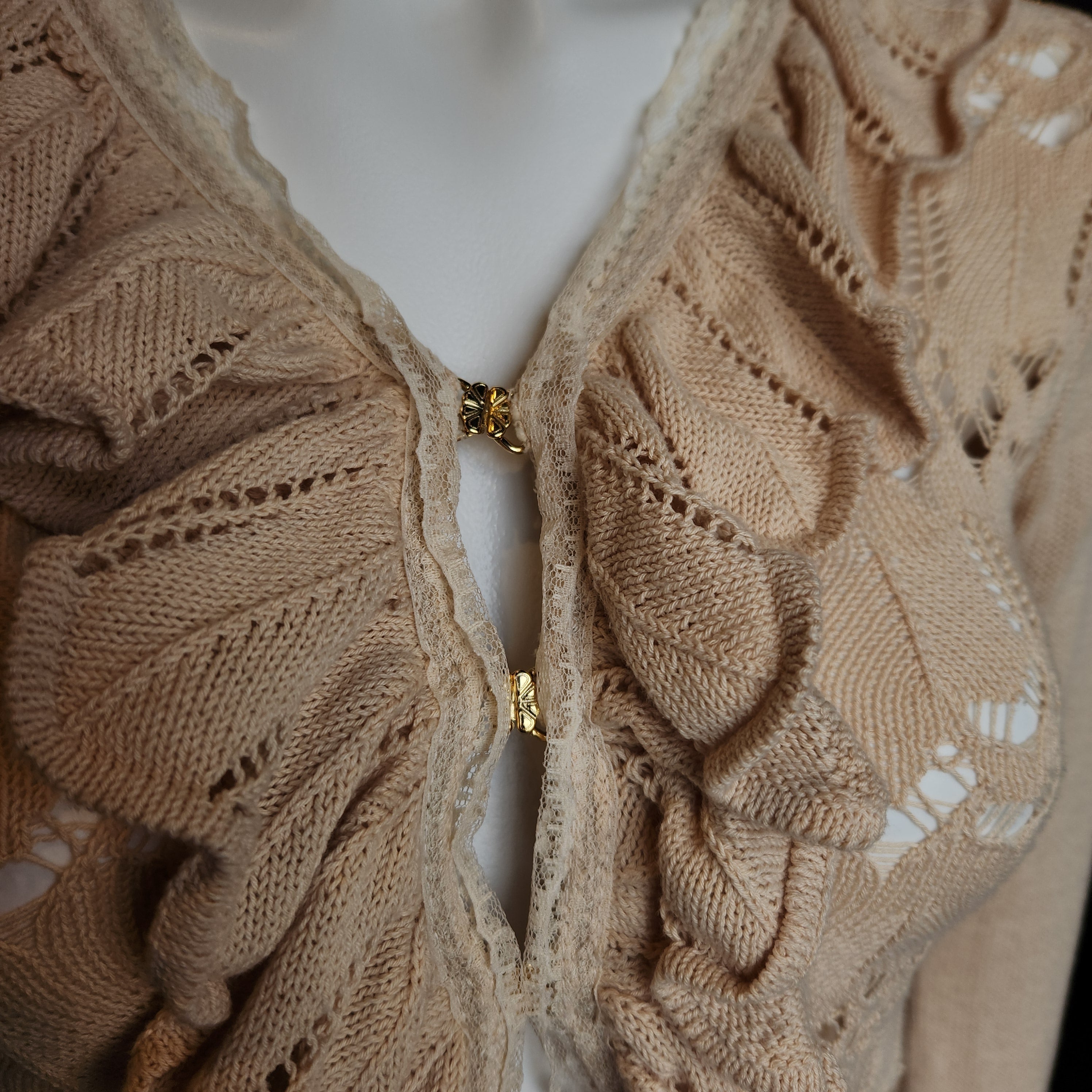 Cream Knit Ruffle Sweater (XS)