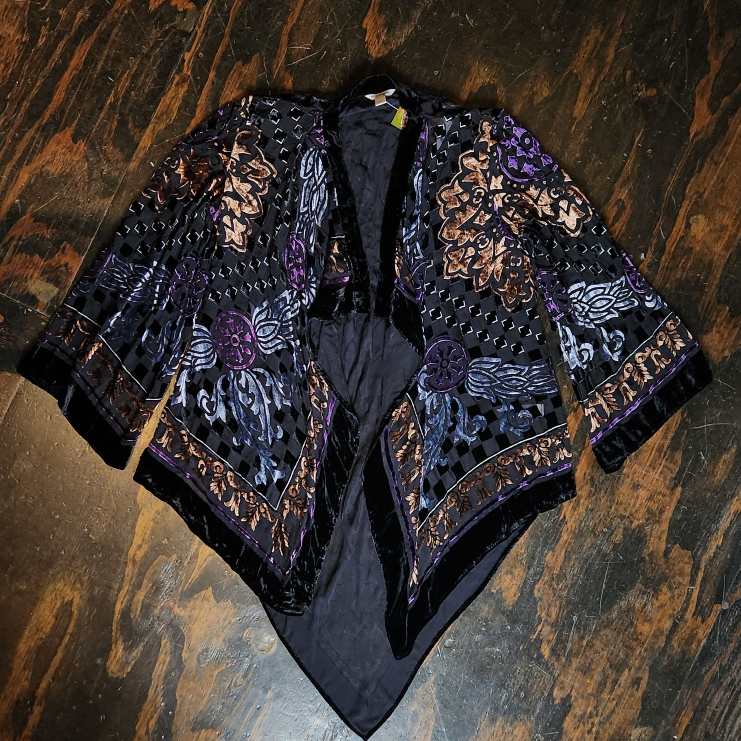 Dark Fantasy Velvet Kimono (L)